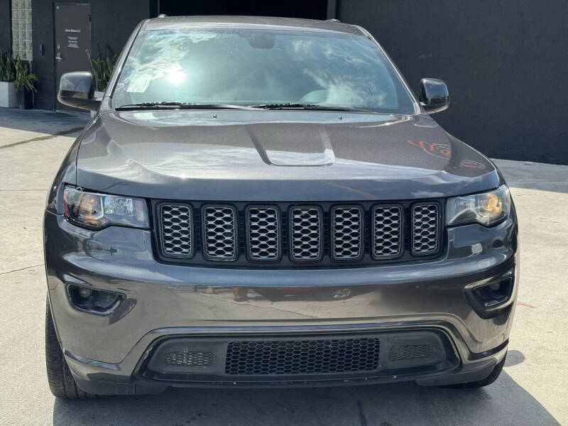 2019 Jeep Grand Cherokee Altitude