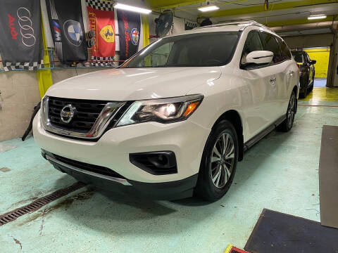 2017 Nissan Pathfinder S