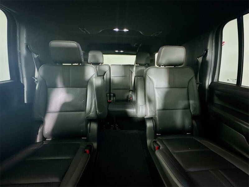 2021 Chevrolet Suburban RST