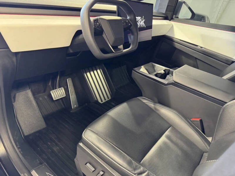 2024 Tesla Cybertruck