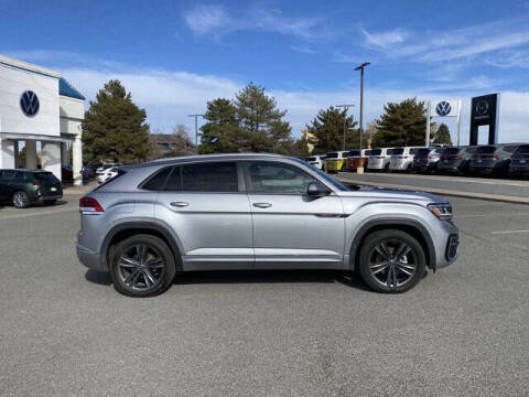2021 Volkswagen Atlas Cross Sport V6 SE R-Line 4Motion