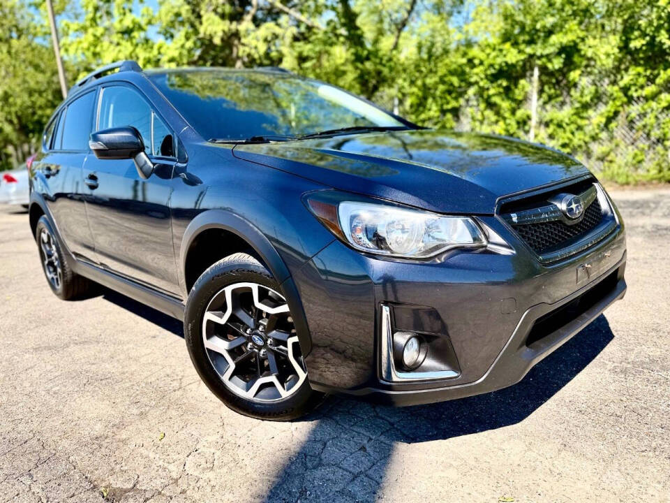 2016 Subaru Crosstrek 2.0i Limited CVT's photo