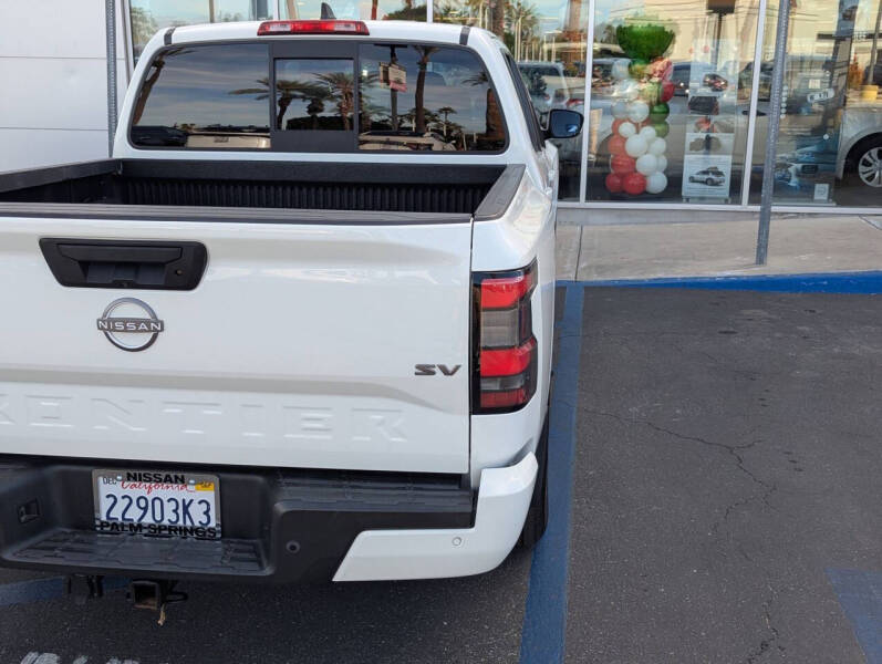 2022 Nissan Frontier SV