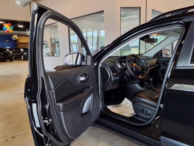 2022 Jeep Cherokee Trailhawk