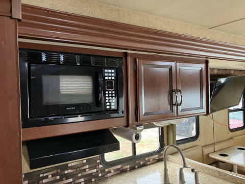 2015 Thor Motor Coach ACE