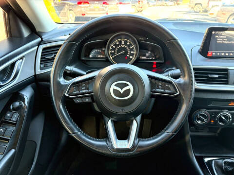 2017 Mazda MAZDA3 Sport