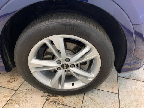 2022 Audi Q3 quattro S line Premium 45 TFSI