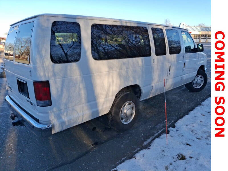 2014 Ford E-Series E-350 SD XLT