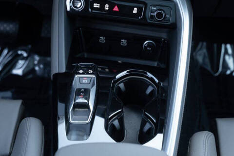 2025 Audi Q5 quattro Premium Plus TFSI