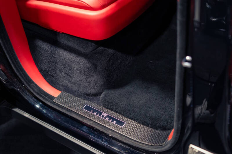 2023 Rolls-Royce Black Badge Cullinan