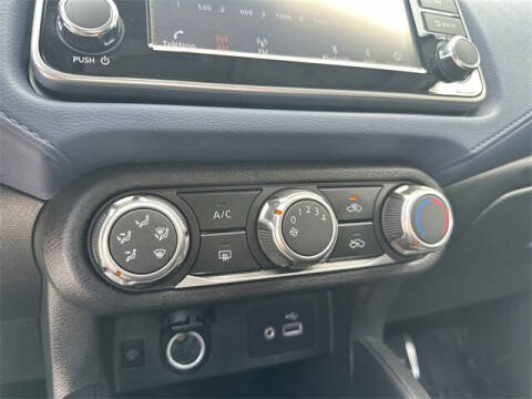 2023 Nissan Versa SV