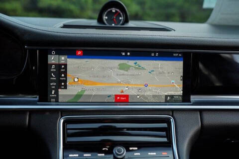 2018 Porsche Panamera 4