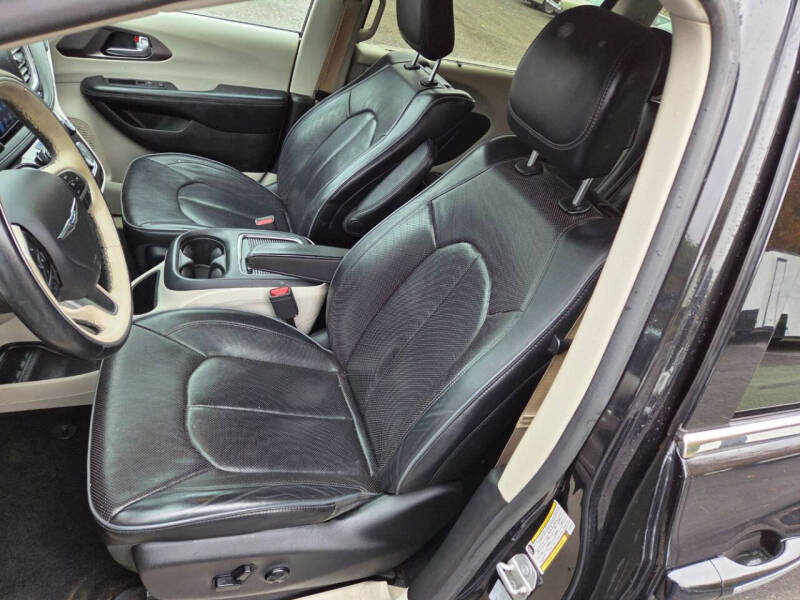 2017 Chrysler Pacifica Limited