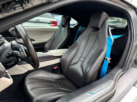 2019 BMW i8