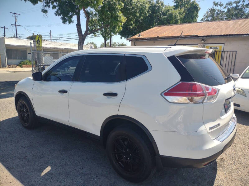 2016 Nissan Rogue S