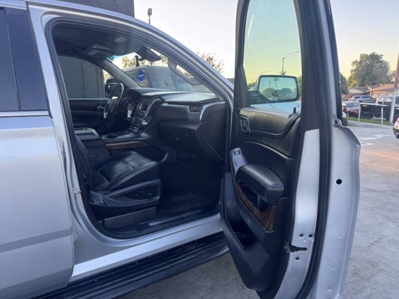 2018 Chevrolet Suburban LT