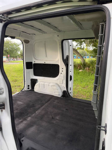 2019 Nissan NV200 S
