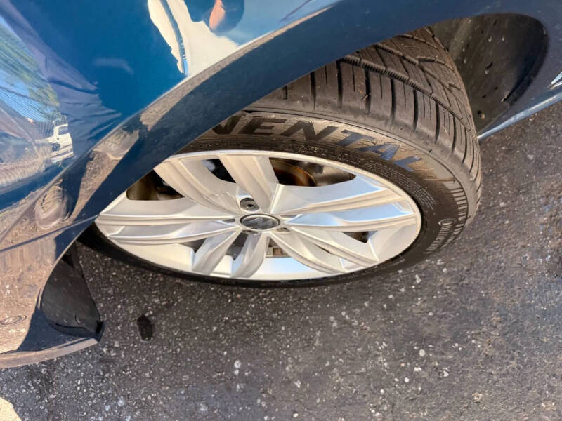 2018 Volkswagen Passat 2.0T SEL Premium