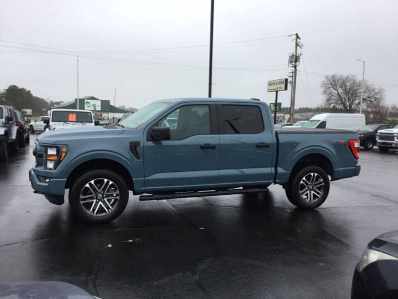2023 Ford F-150 XL's photo