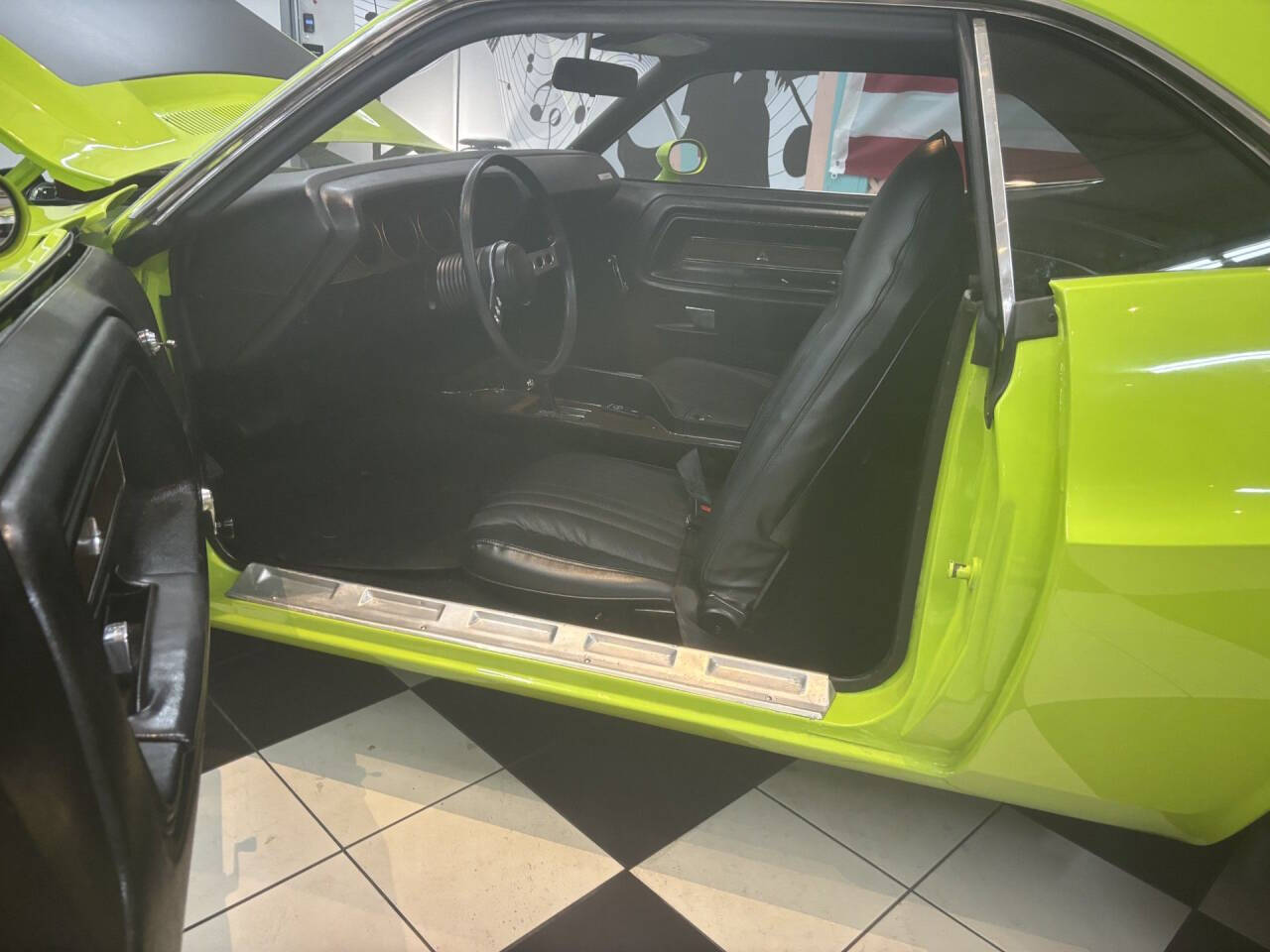 1972 Dodge Challenger 20