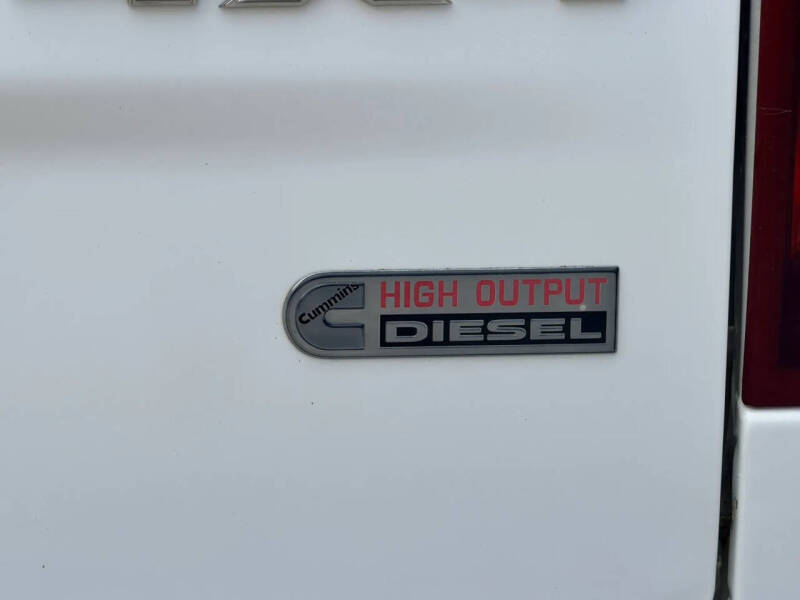2012 RAM 2500 ST