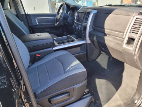 2023 RAM 1500 Classic SLT