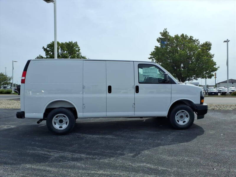 2026 GMC Savana 2500