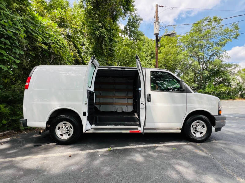 2020 Chevrolet Express 2500