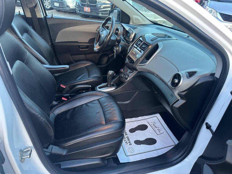 2016 Chevrolet Sonic LTZ Auto