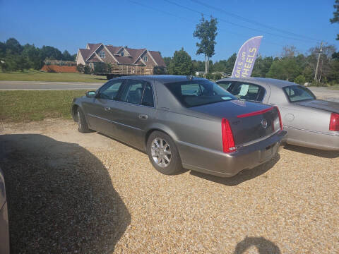 2011 Cadillac DTS Luxury Collection