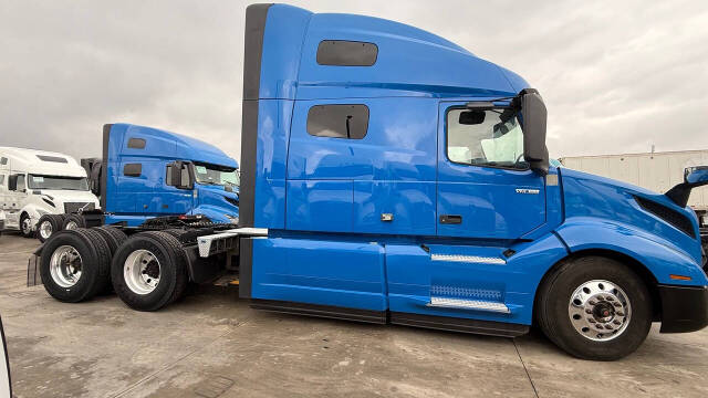 2020 Volvo VNL for sale at KING TRUCK TRAILER SALES in Bakersfield, CA