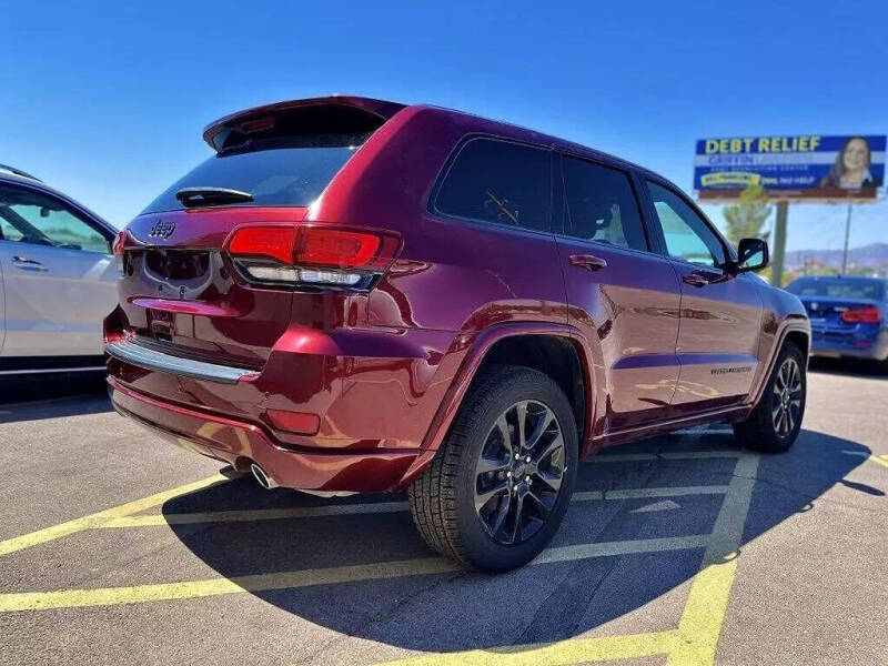 2019 Jeep Grand Cherokee Laredo E