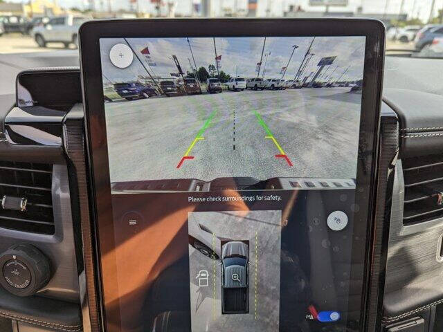 2023 Ford F-150 Lightning Platinum