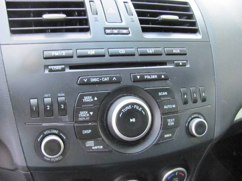 2013 Mazda MAZDA3 i Touring