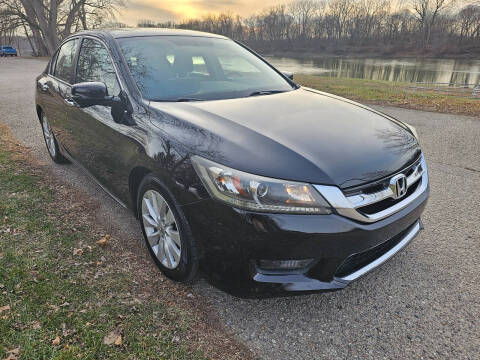 2015 Honda Accord for sale at Auto House Superstore in Terre Haute IN