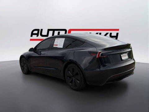 2025 Tesla Model 3 Long Range