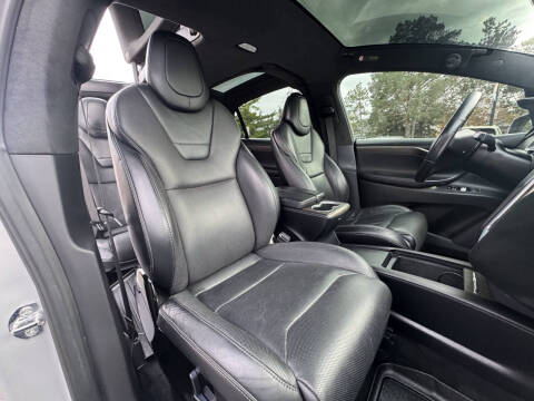 2016 Tesla Model X P90D