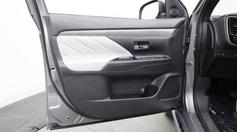 2022 Mitsubishi Outlander PHEV SEL