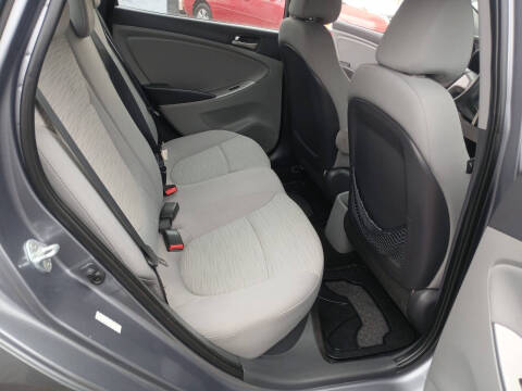 2017 Hyundai Accent SE