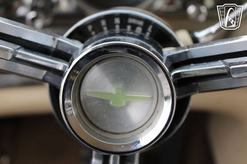 1962 Ford Thunderbird