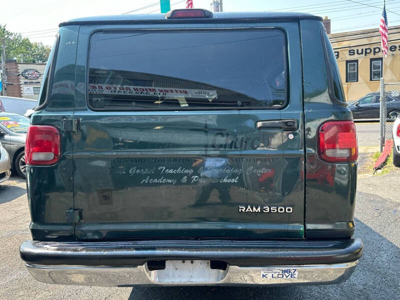 2002 Dodge Ram Van 3500 Maxi