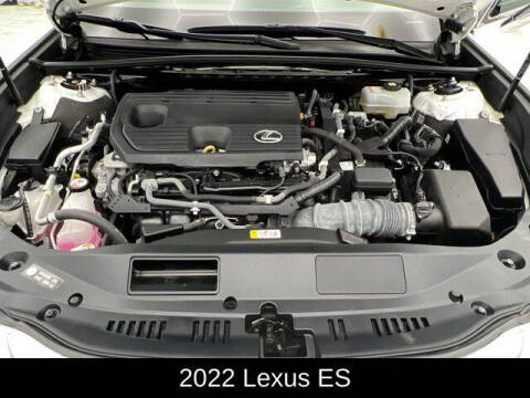 2022 Lexus ES 300h
