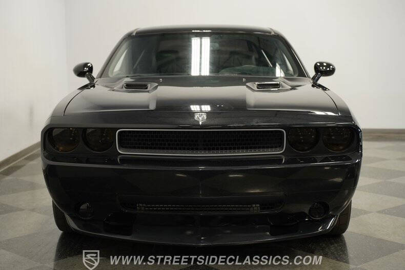 2010 Dodge Challenger SRT8