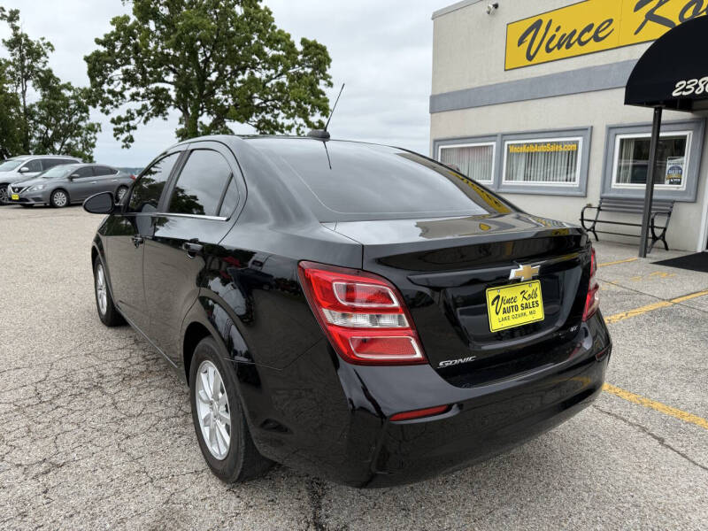 2019 Chevrolet Sonic LT Auto