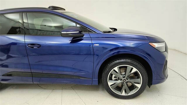 2024 Audi Q4 e-tron quattro Premium Plus 50