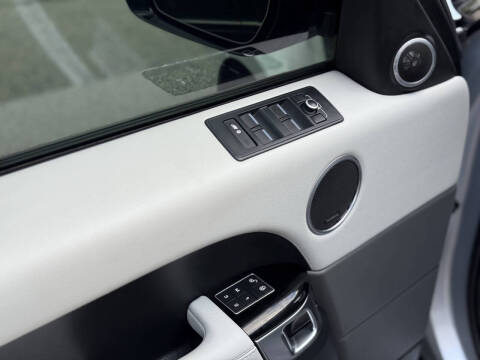 2016 Land Rover Range Rover Sport Supercharged Dynamic