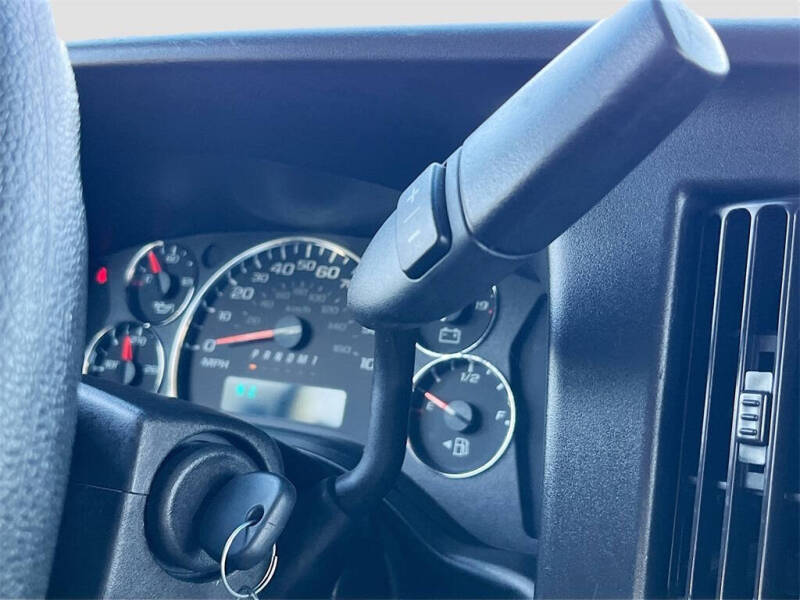 2022 GMC Savana 2500