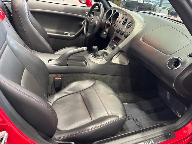 2007 Pontiac Solstice 16