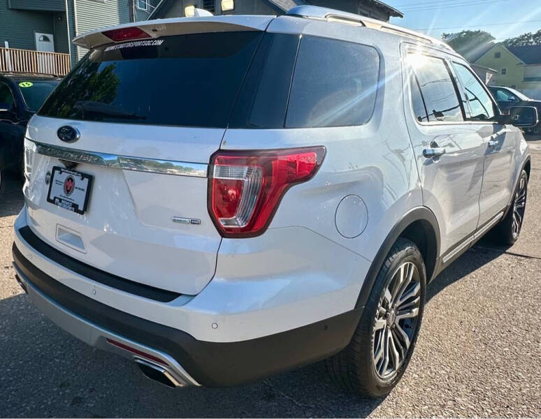 2017 Ford Explorer Platinum