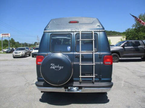1996 Dodge Ram Van 2500